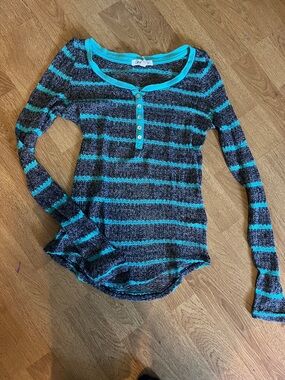 Aeropostale Striped Knit Top in Teal & Charcoal